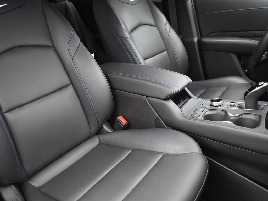 2024 CADILLAC XT4 - Image 29