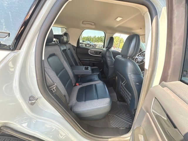 Used 2023 Green Ford Outer Banks image 23