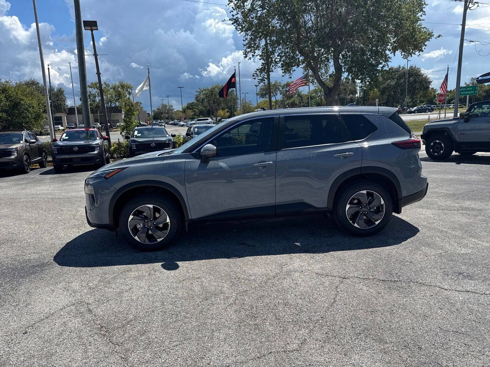 New 2026 Nissan Rogue SV 4D Sport Utility