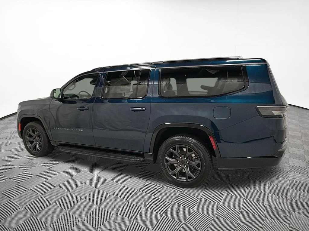 New 2026 Fathom Blue Pearl-Coat Exterior Paint (Late Availability) Jeep Limited Altitude image 14