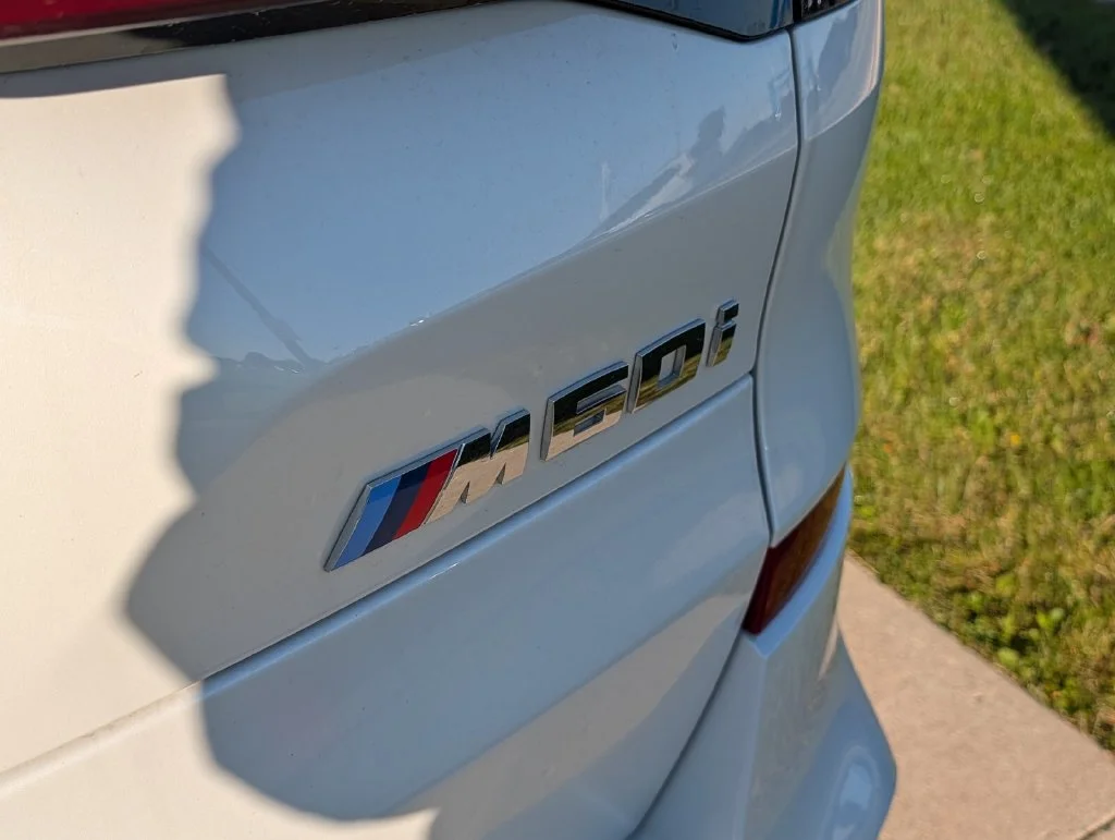 Used 2025 White BMW M60i image 6