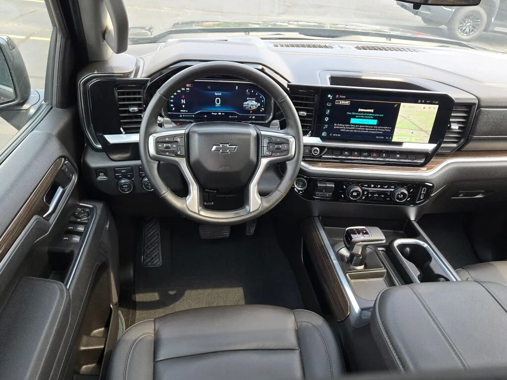 Used 2025 Black Chevrolet RST image 20