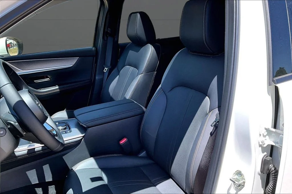2026 Mazda CX-90 Preferred Package - Photo 9