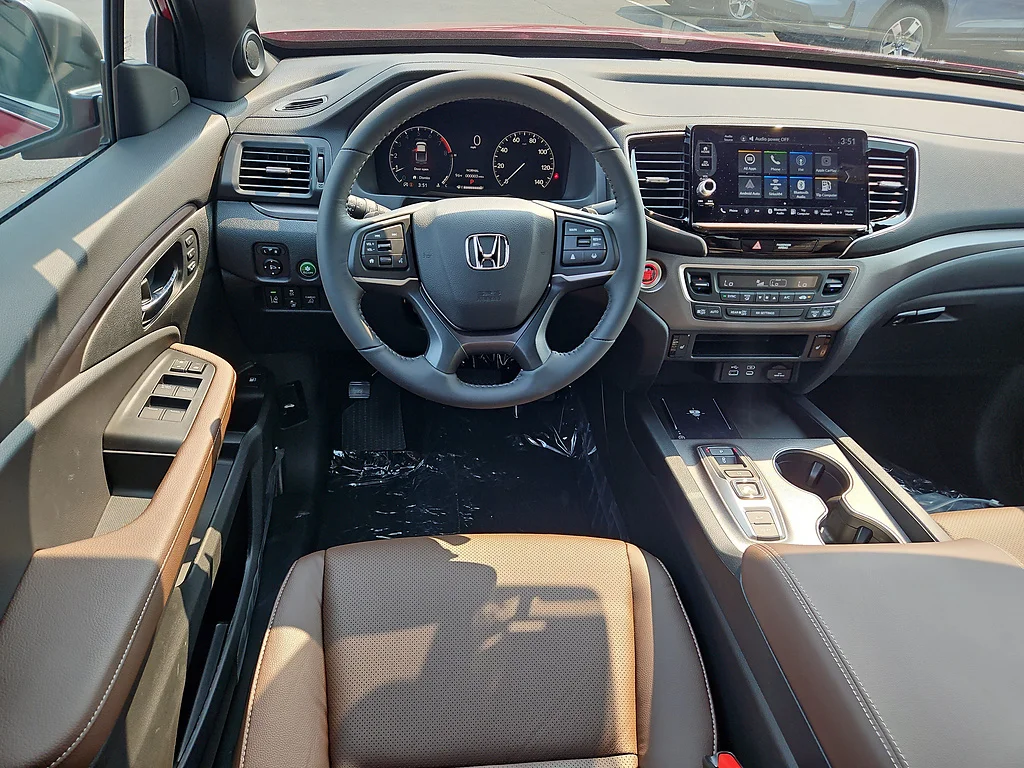 New 2026 Radiant Red Metallic II Honda RTL image 6