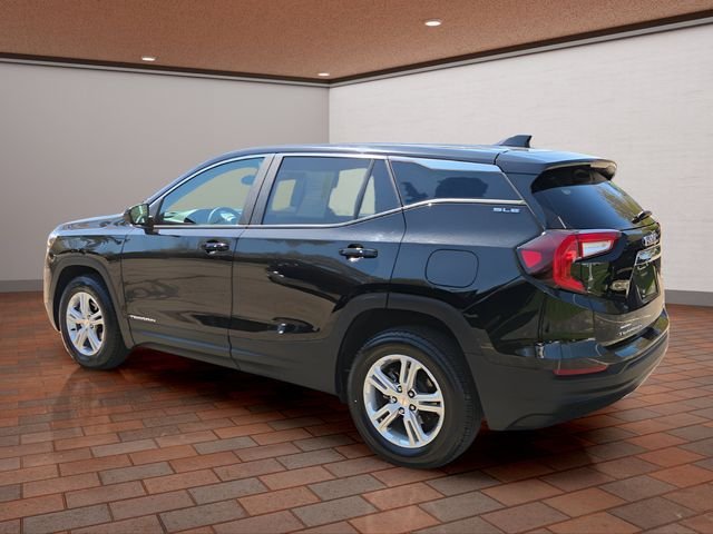 Used 2024 Ebony Twilight Metallic GMC SLE image 26