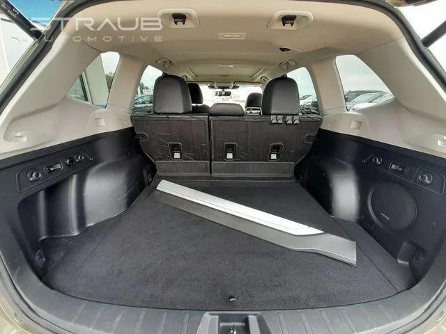 Used 2023  SUBARU  image 55