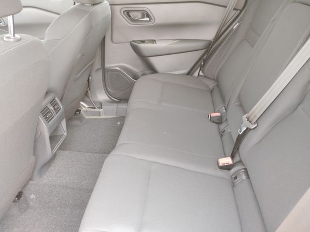 Used 2026 White Nissan S image 9