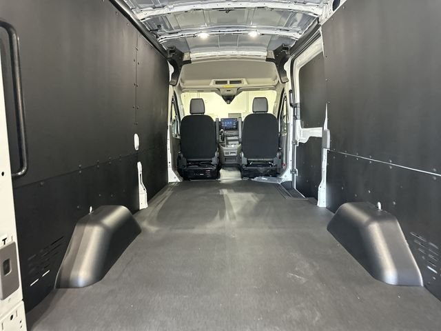 New 2026 Oxford White Ford Cargo Van image 26
