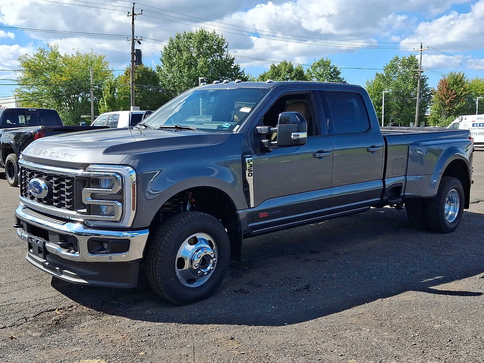 New 2026 Carbonized Gray Metallic Ford LARIAT image 3