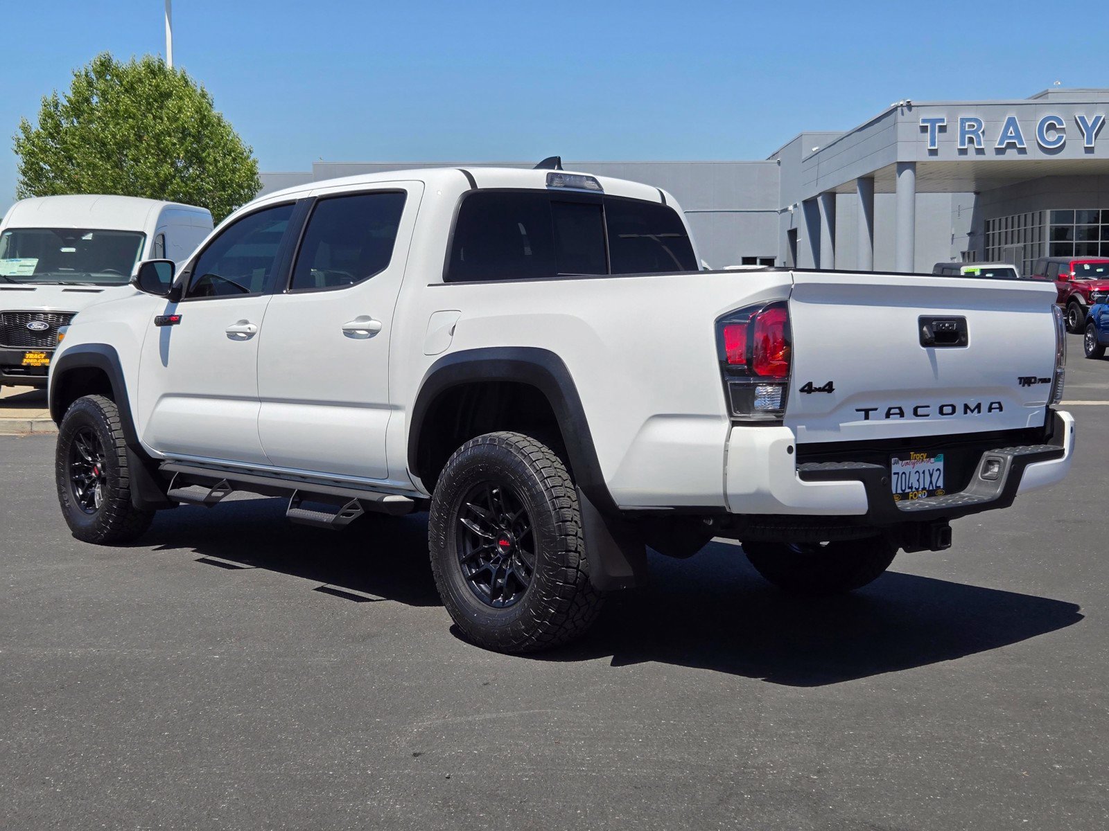 Certified Used 2020 White Toyota  image 6