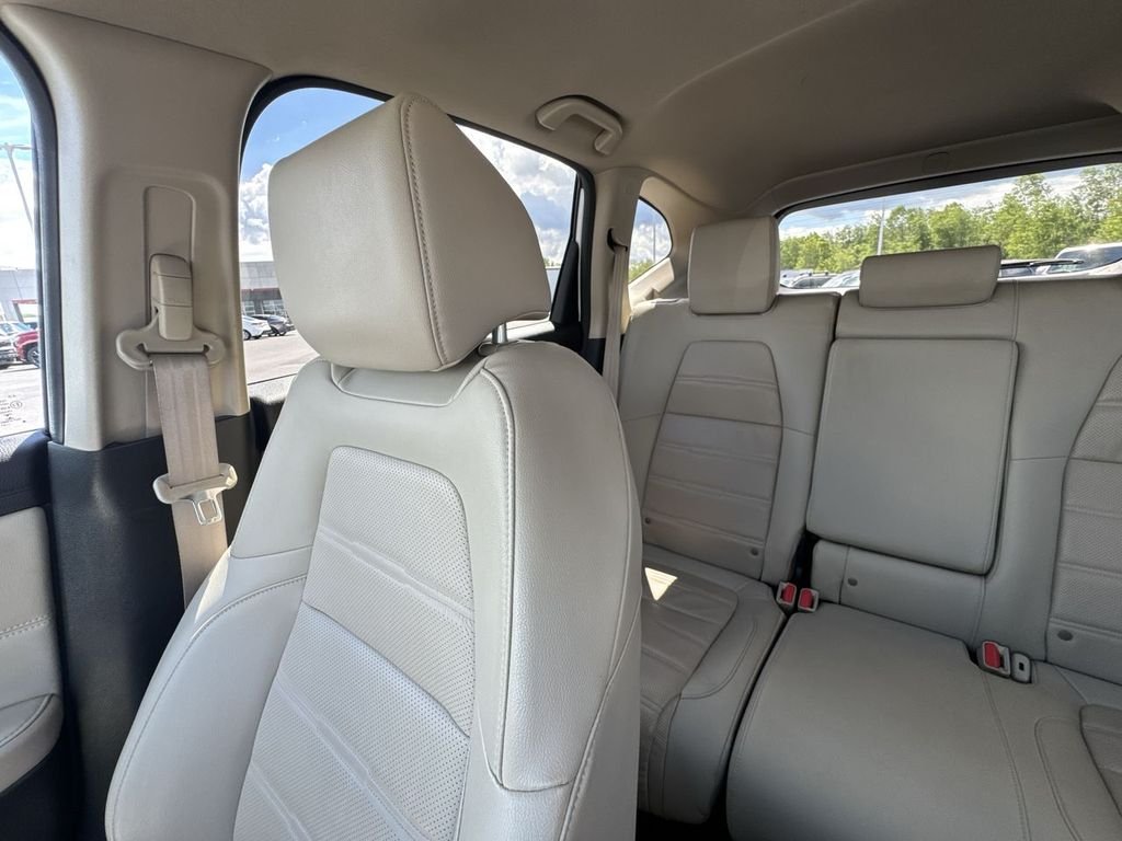 Used 2021  Honda EX-L image 12