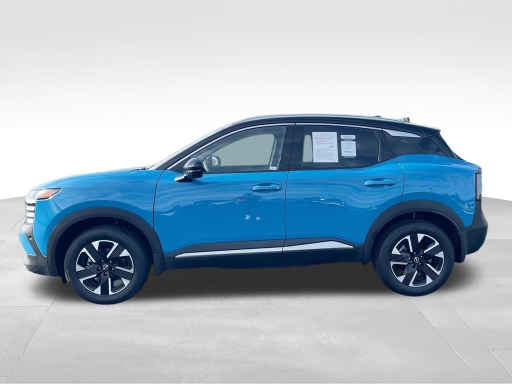 Used 2025 White Nissan SR image 5