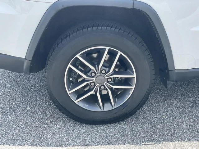 Used 2019 White Jeep Limited image 7
