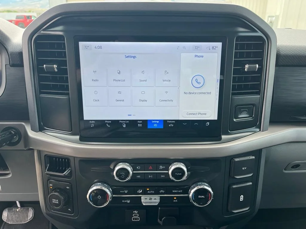 Used 2025 Blue Ford XLT image 12