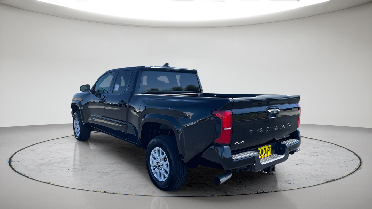 2026 Toyota Tacoma SR5 - Photo 7