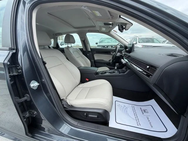 Used 2024 Gray Honda Touring image 17