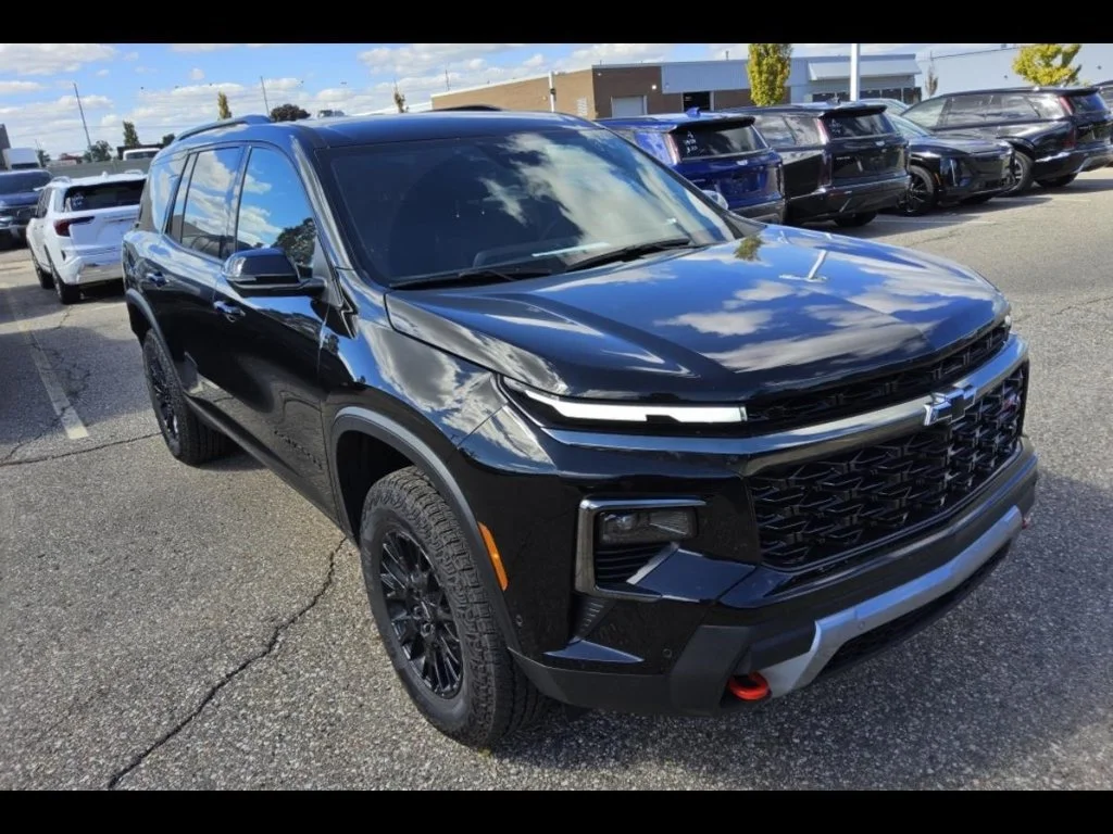 Used 2026 Mosaic Black Metallic Chevrolet Z71 image 4