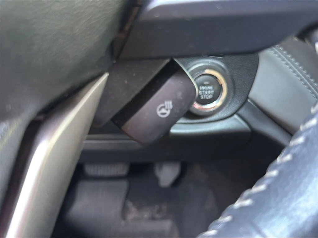 Used 2025 Magnetite Gray Metallic Subaru Limited image 18