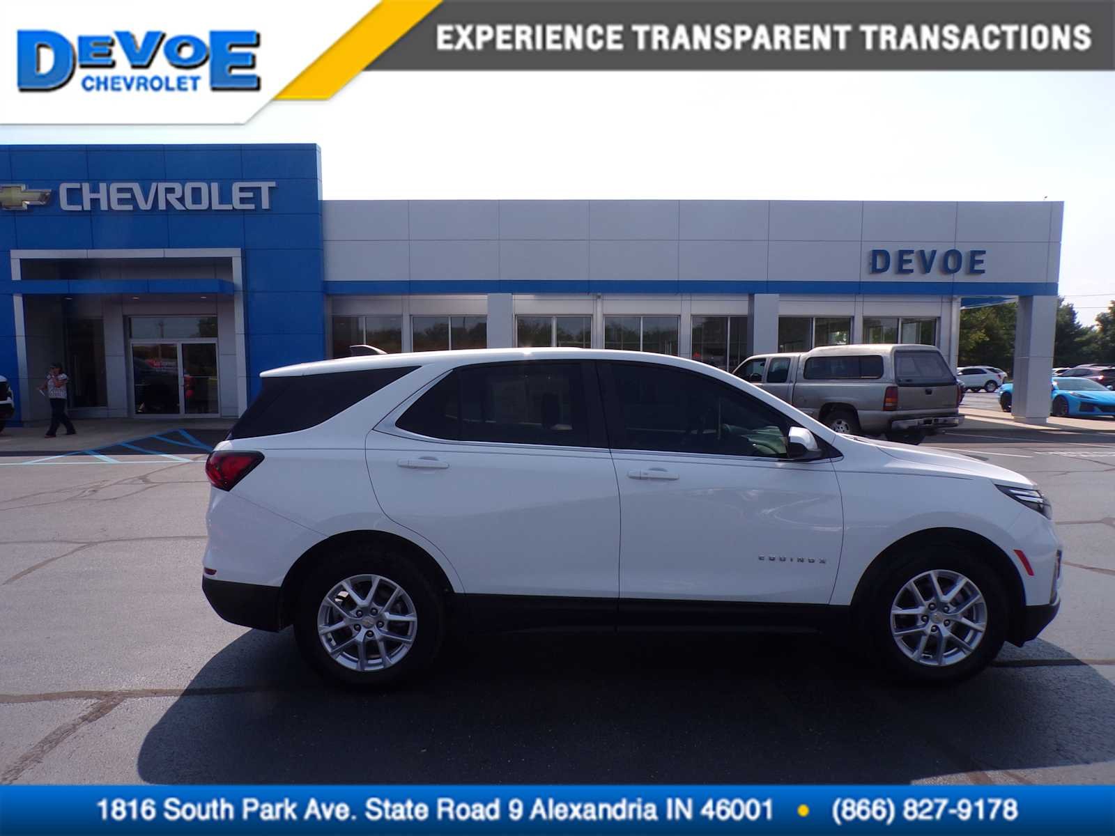 Used 2024 Summit White Chevrolet LT image 1
