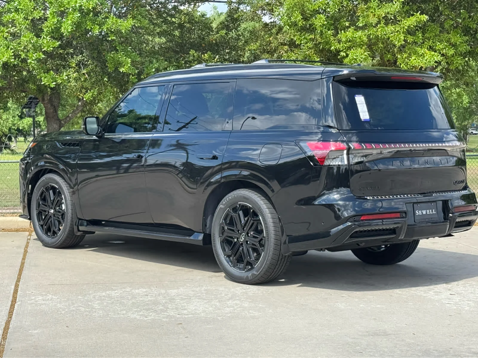 New 2026 MINERAL BLACK INFINITI Sport 4WD image 4