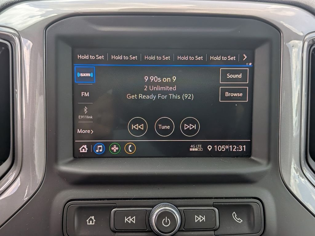 Used 2022 White Chevrolet Custom image 20