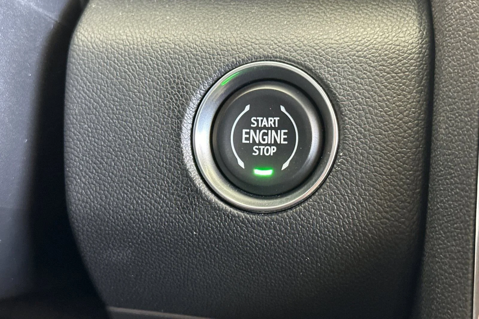 2025 GMC Acadia Elevation - Photo 25