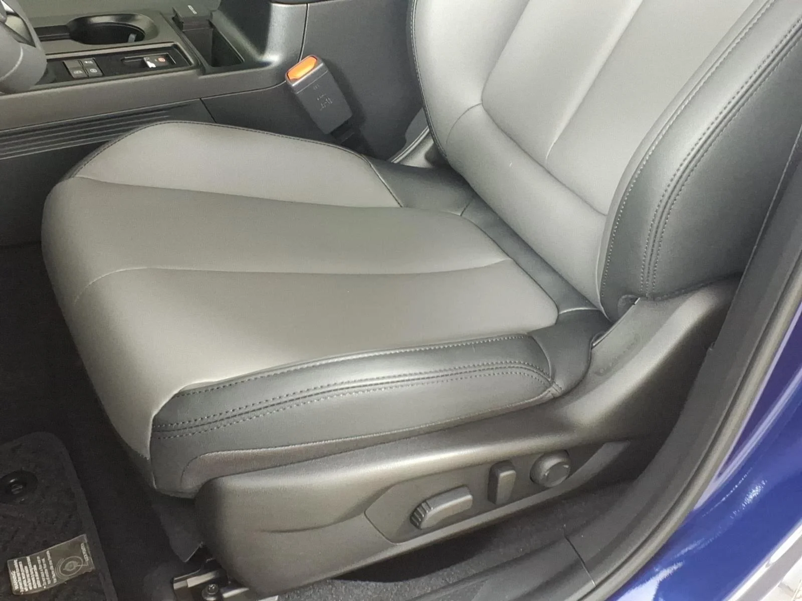 New 2026 SAPPHIRE BLUE PEARL Subaru Premium image 40