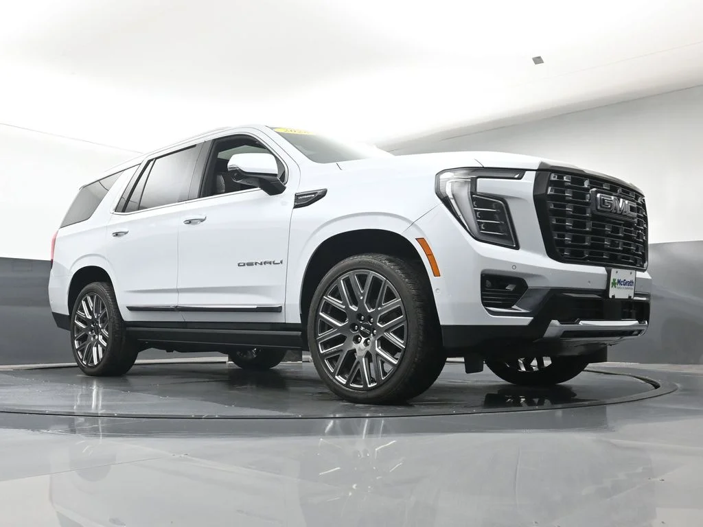 Used 2026 White GMC Denali Ultimate image 40