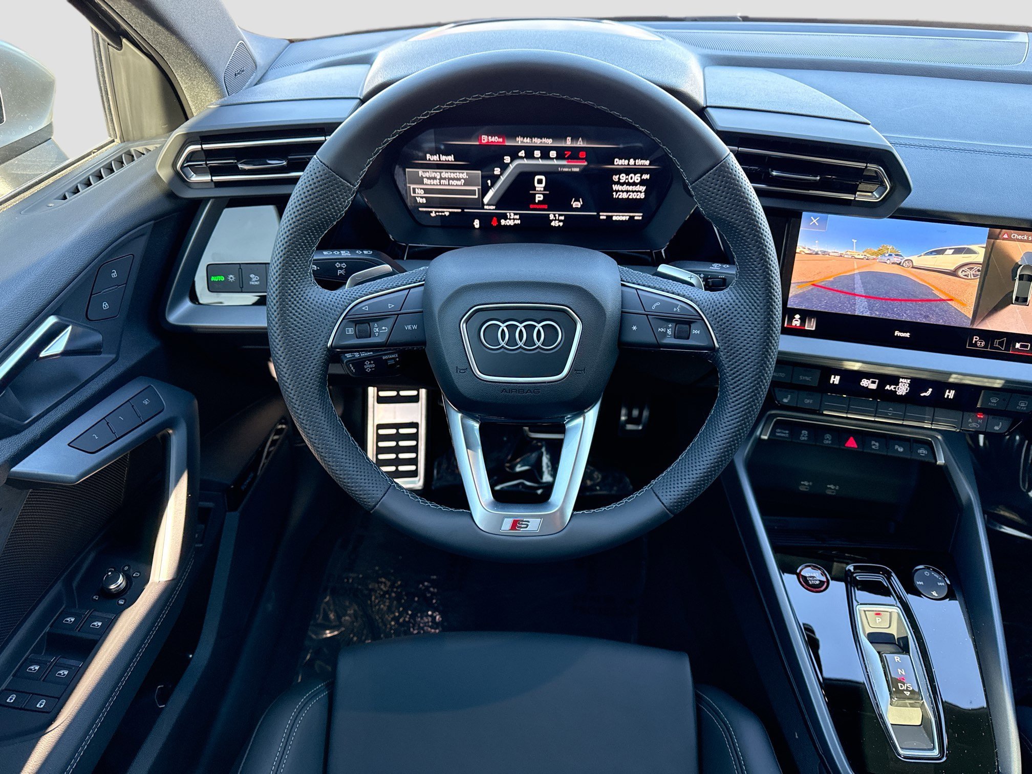 New 2026 Daytona Gray Pearl Effect Audi  image 15
