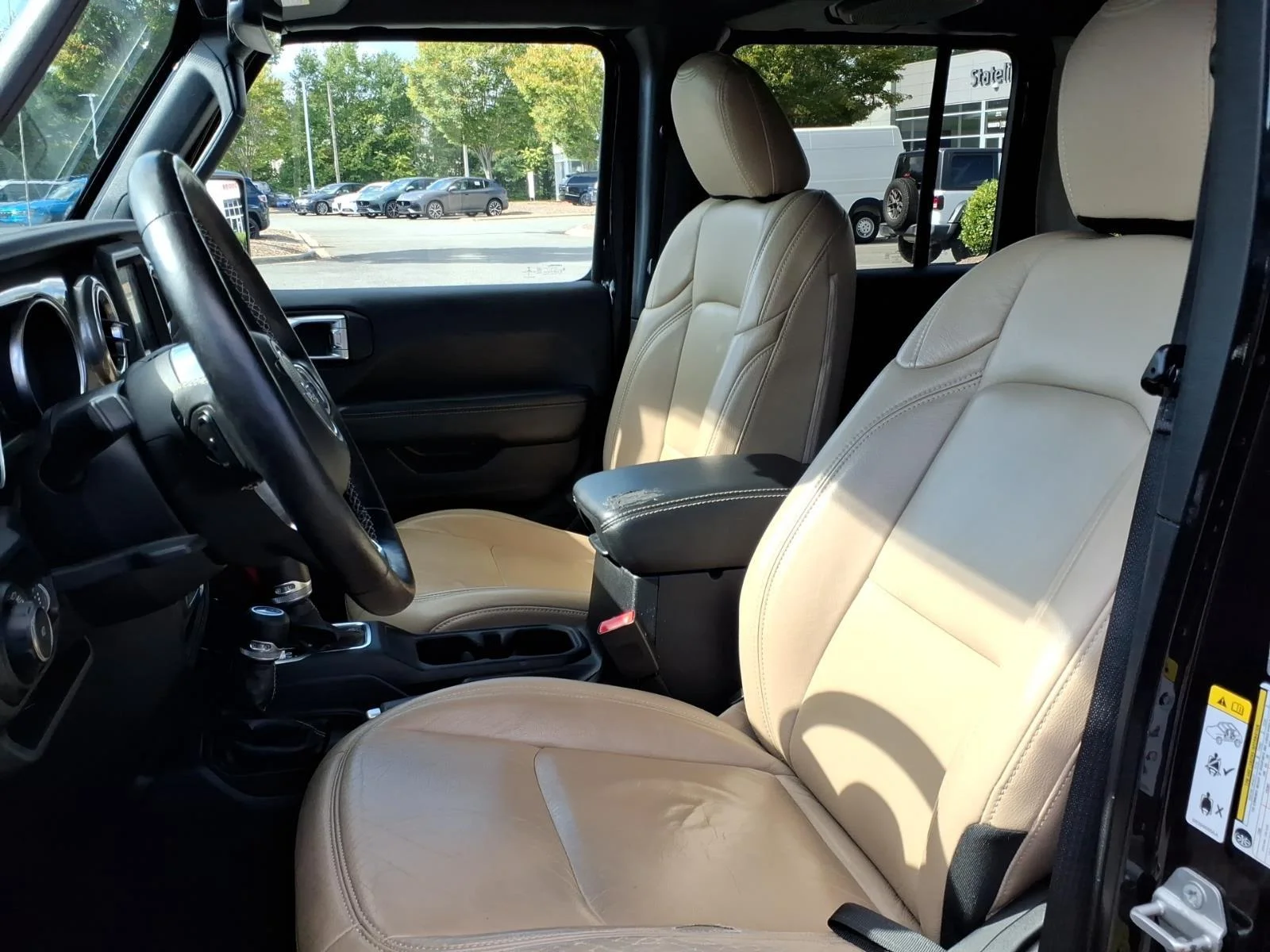 Used 2020 Black Clearcoat Jeep Sahara image 20