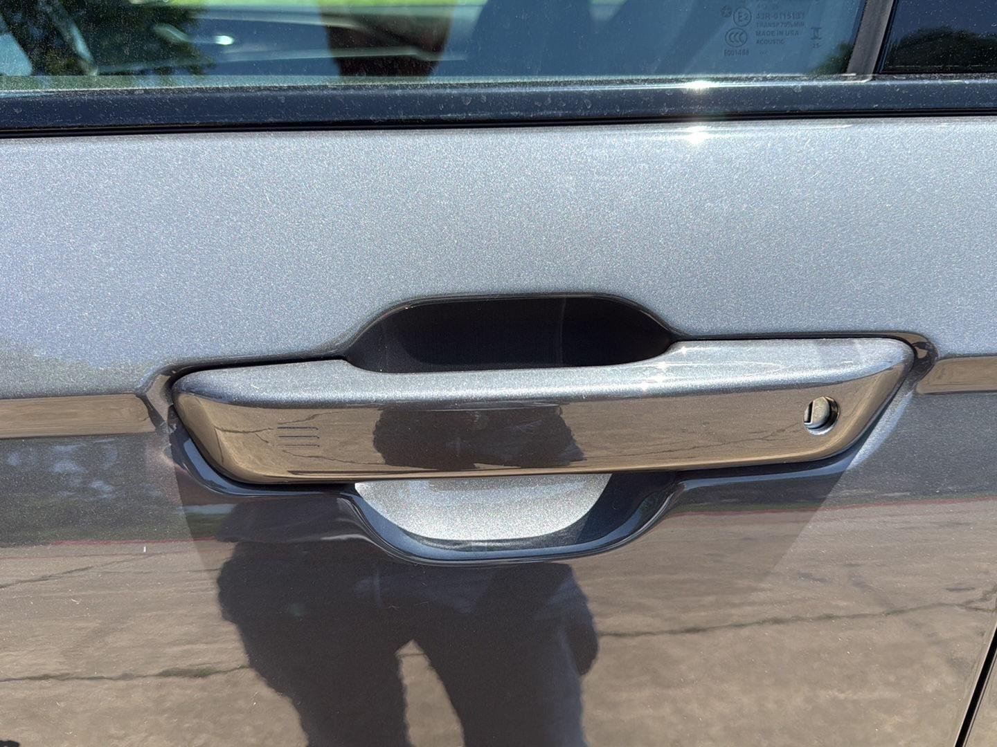 New 2026 Baltic Gray Metallic Clearcoat Jeep Laredo Altitude image 33