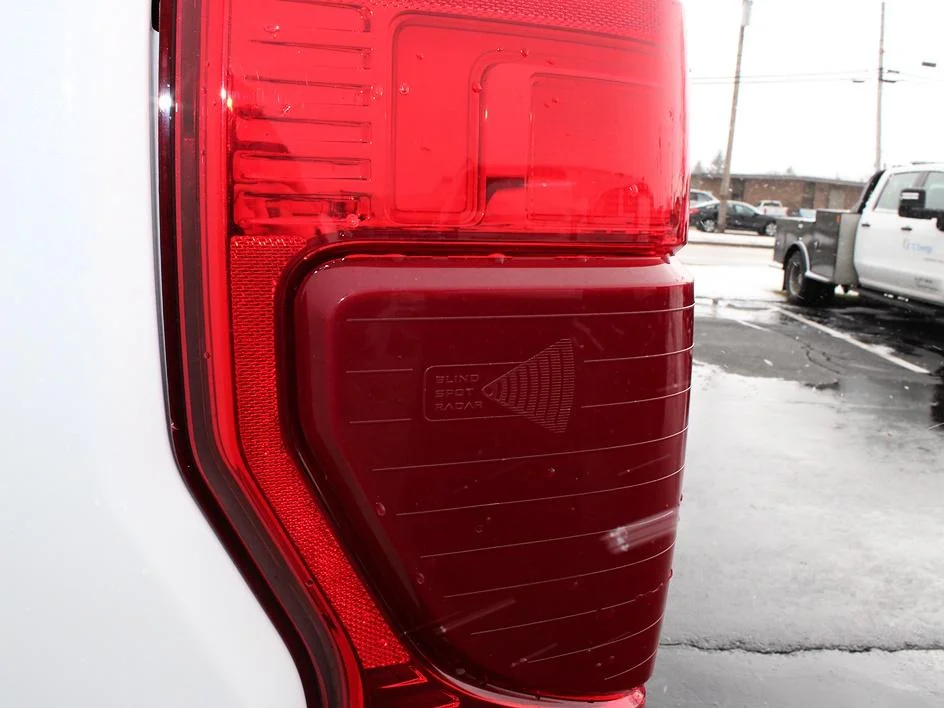 2022 Ford F-450 Super Duty Limited - Photo 11