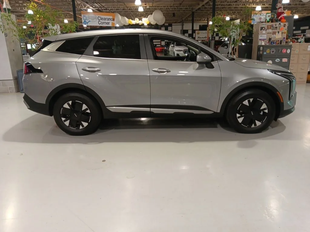 Used 2026 Steel Gray Kia LX image 9