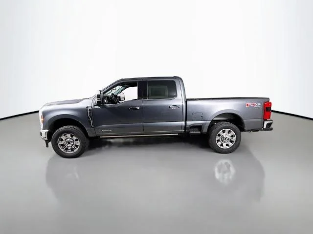 New 2026 Carbonized Gray Metallic Ford F-250® Lariat® image 38