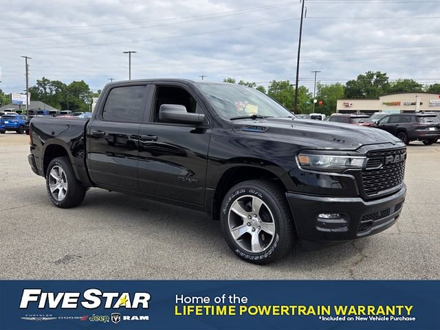 2026 RAM 1500 Express Crew Cab 5'7's photo