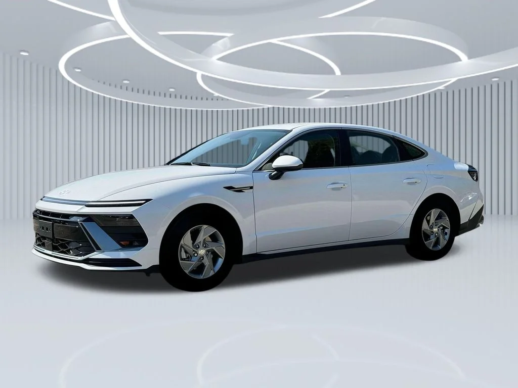 2025 Hyundai Sonata SE - Photo 21