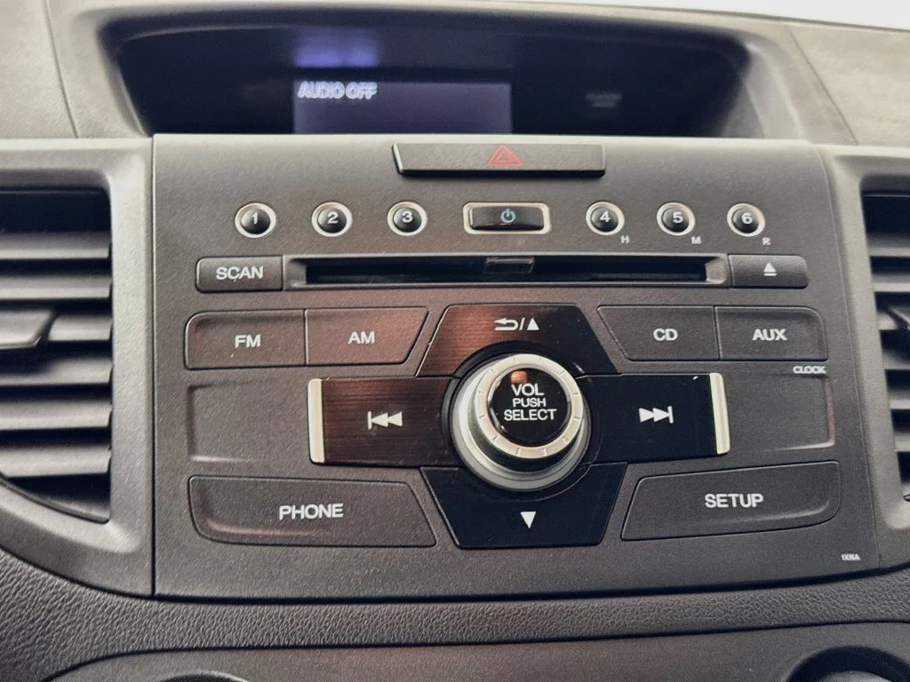 Used 2013 Kona Coffee Metallic Honda LX image 16