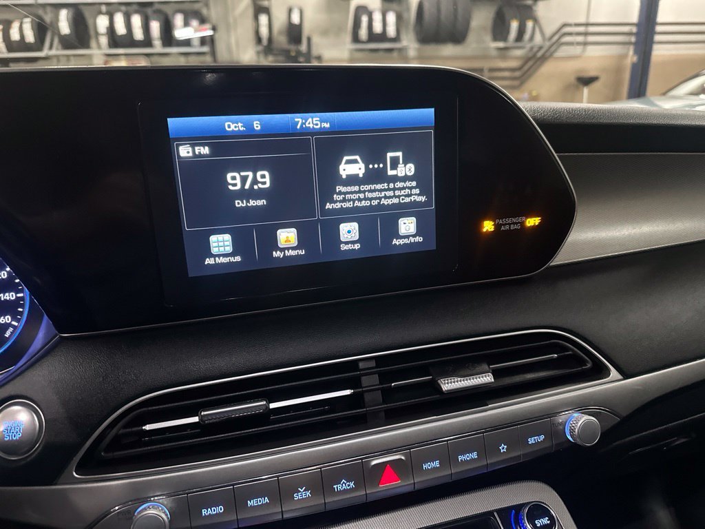 Certified Used 2020 Green Hyundai SEL image 15