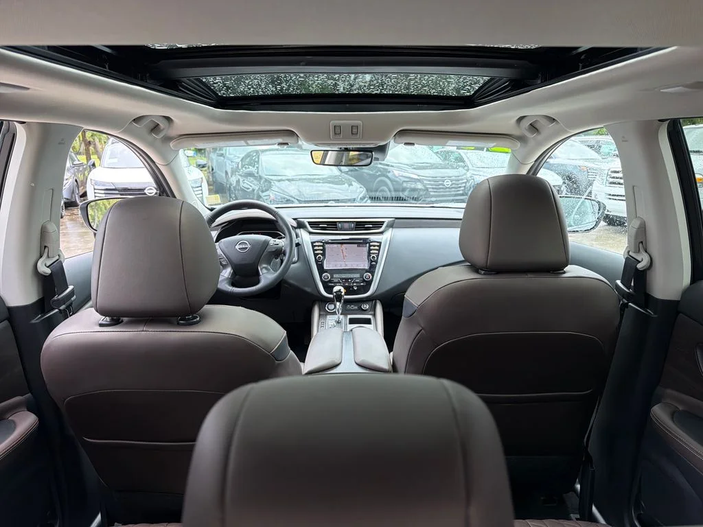 Used 2024 Gray Nissan Platinum image 37
