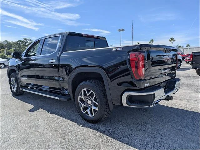 2026 GMC Sierra 1500 SLT - Photo 7