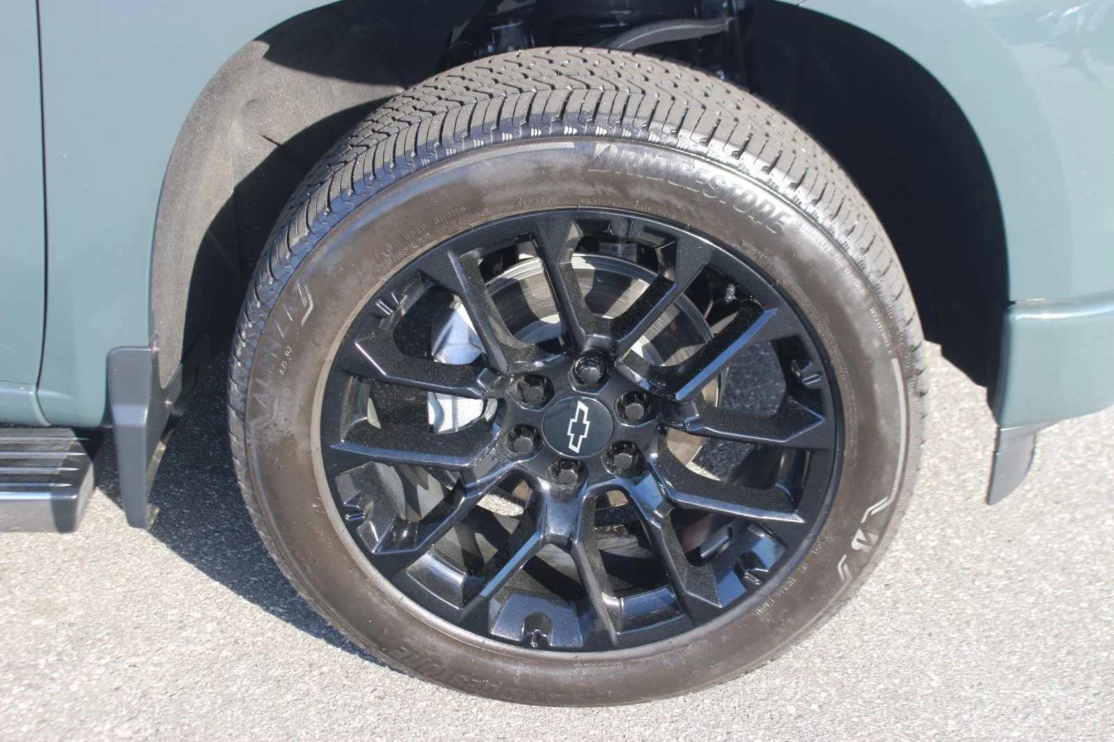 Used 2026 Cypress Gray Chevrolet High Country image 39