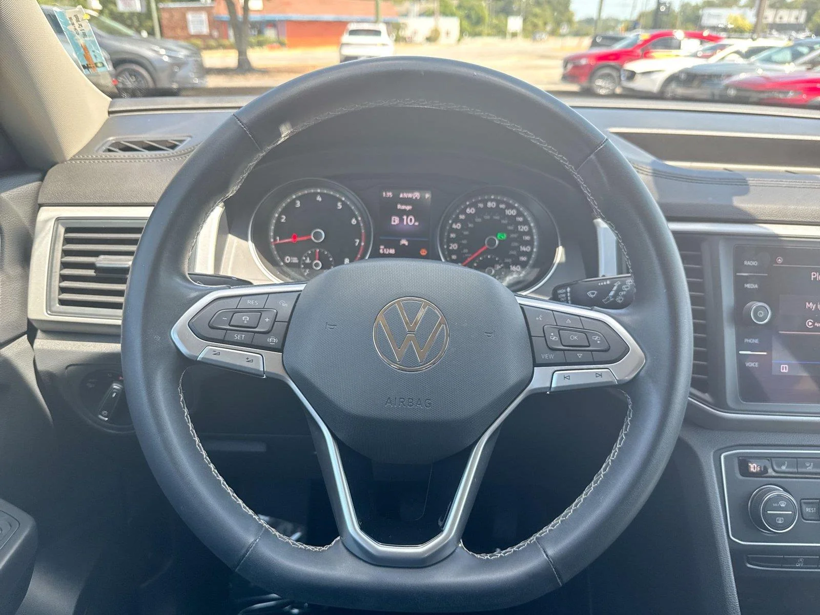 Used 2021 Platinum Gray Metallic Volkswagen 3.6L V6 SE w/Technology image 6