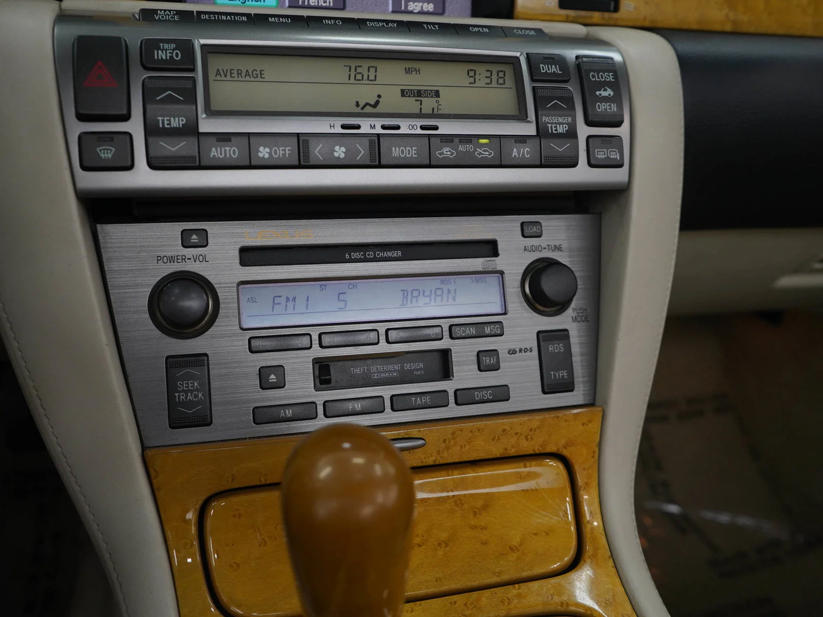 Used 2002 Silver Lexus 430 image 21
