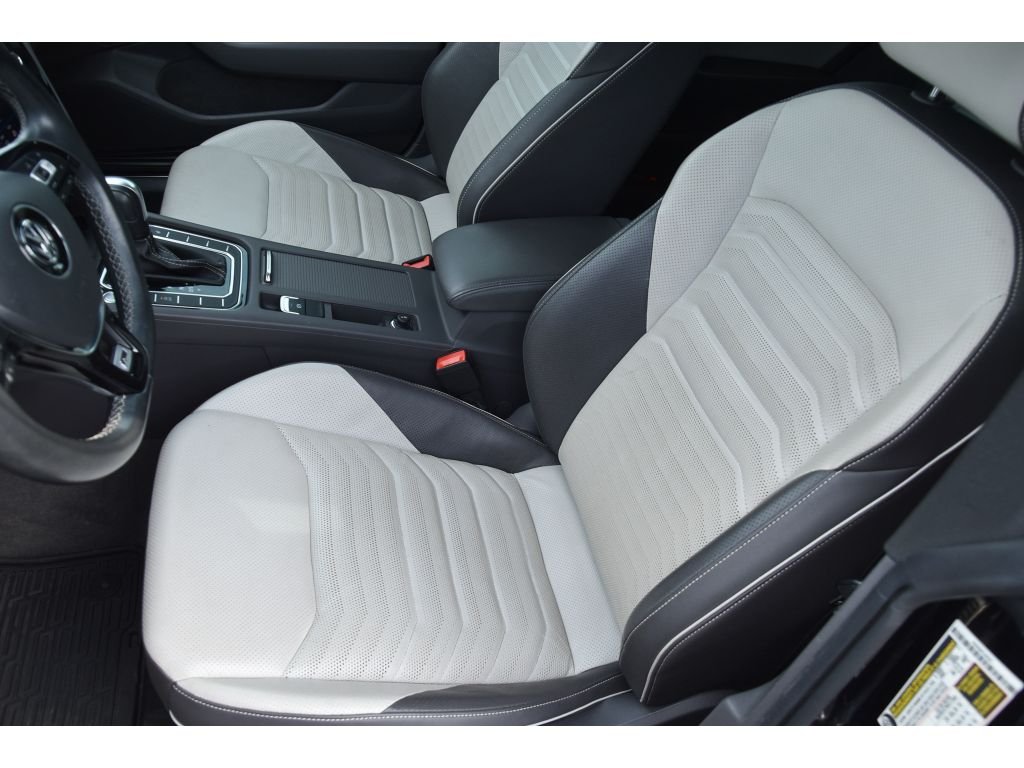 Used 2020 Deep Black Pearl Volkswagen SEL Premium R-Line image 13