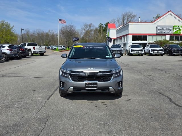 Used 2024 Steel Gray Kia SX image 3