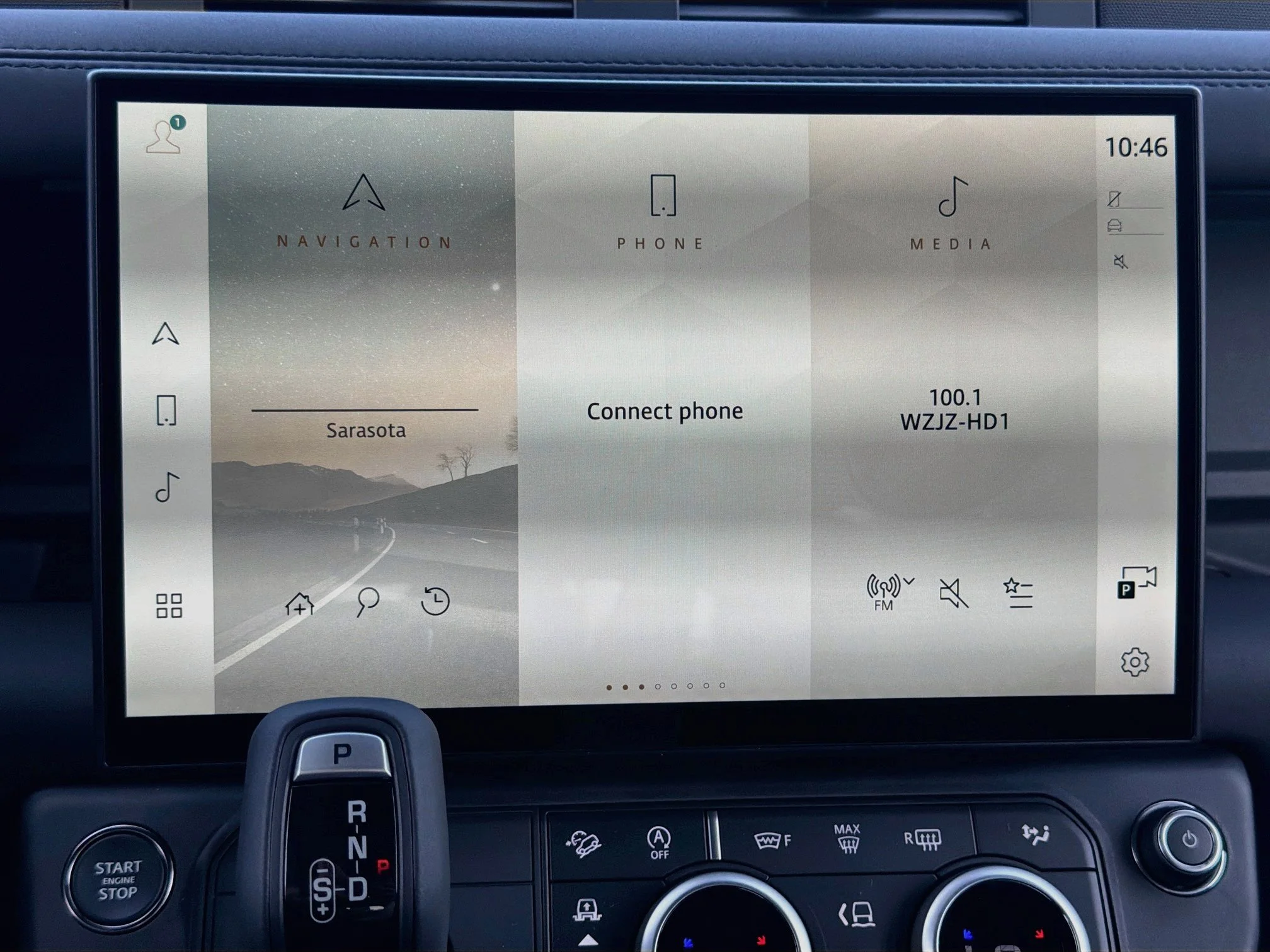 New 2026 Santorini Black Land Rover S image 31