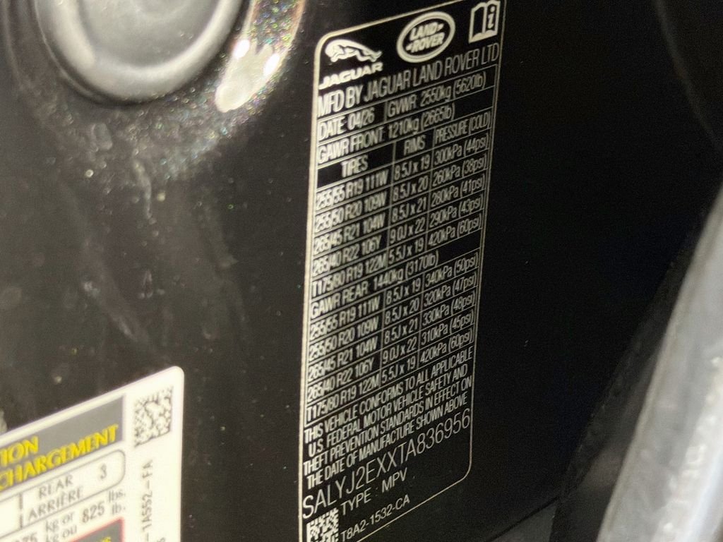 New 2026 Santorini Black Land Rover S image 34