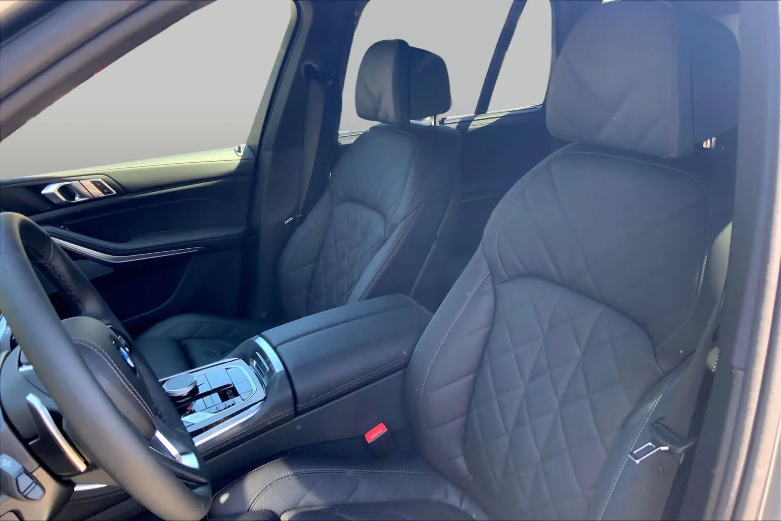 New 2026 Skyscraper Grey Metallic BMW xDrive40i image 9