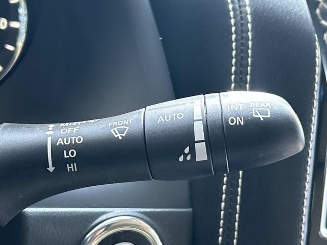 Used 2022 Gray INFINITI Premium Select image 31