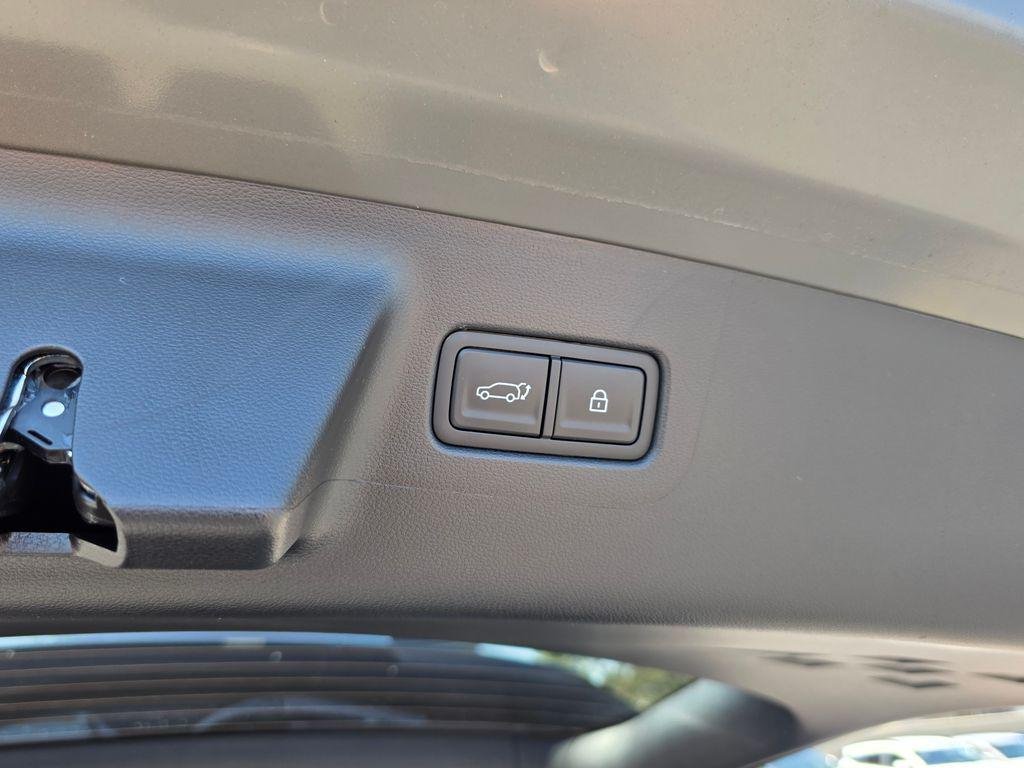 New 2026 Gray Hyundai SE image 12